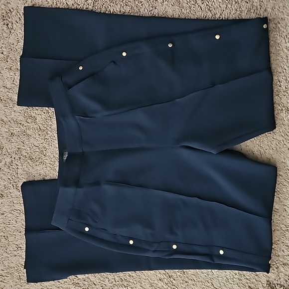 G.I.L.I. Dress Pants - Picture 7 of 13